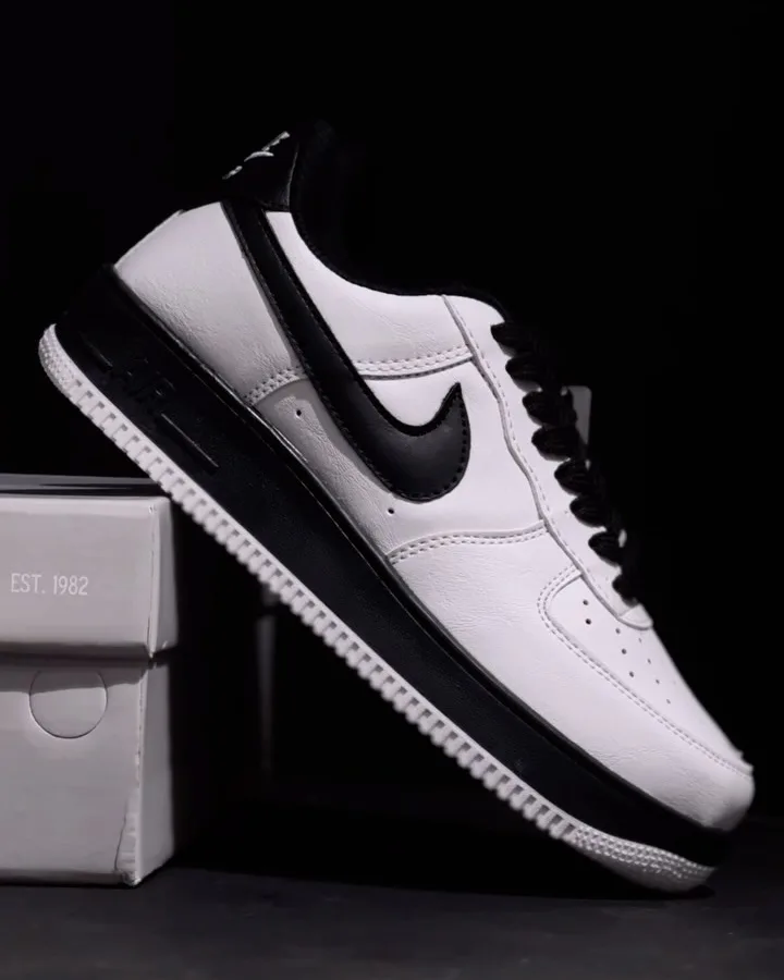 Nike Air Force 1 preto e branco